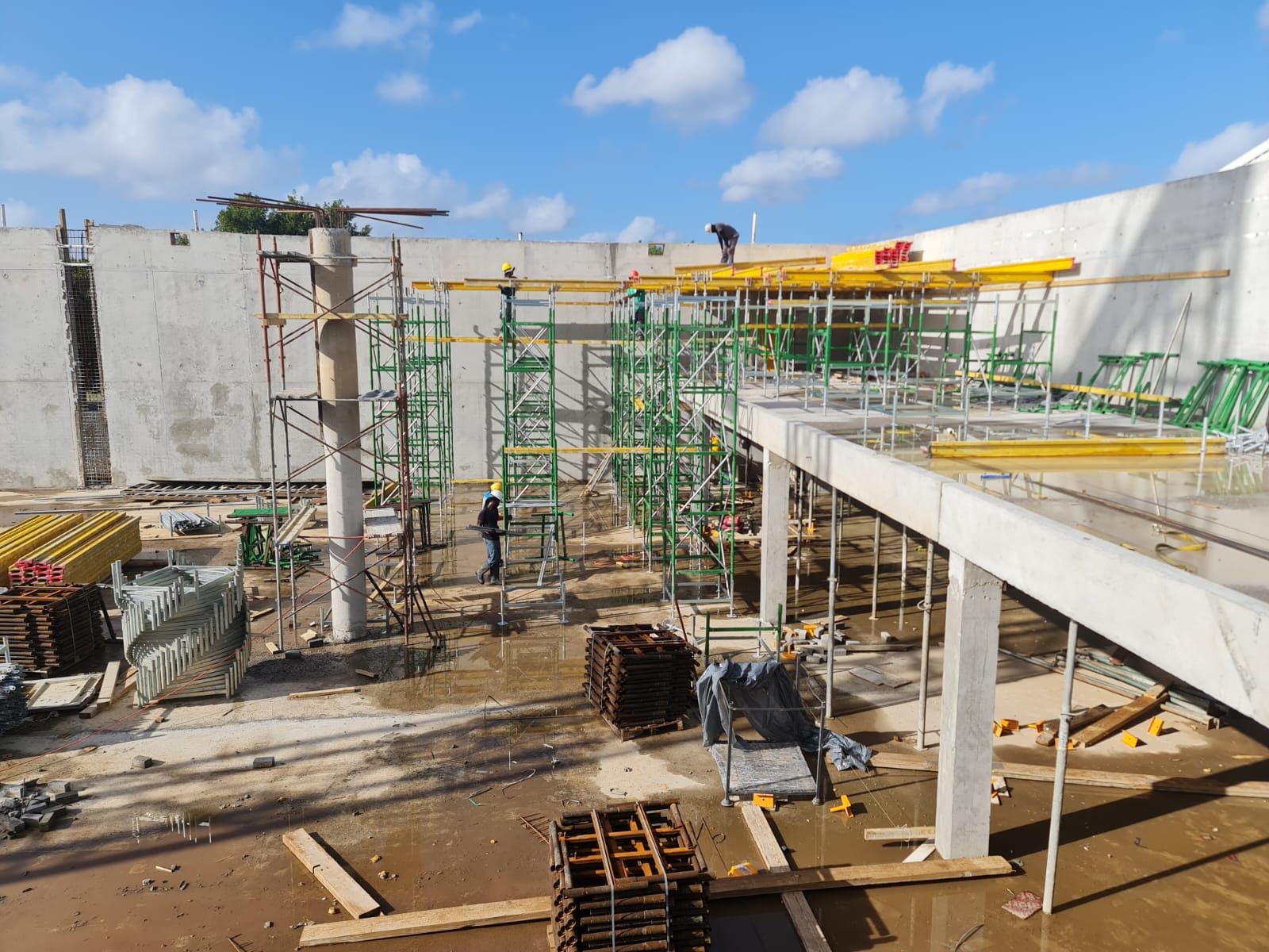 TORRI DI SOSTEGNO PUNTELLAZIONE - .jpg