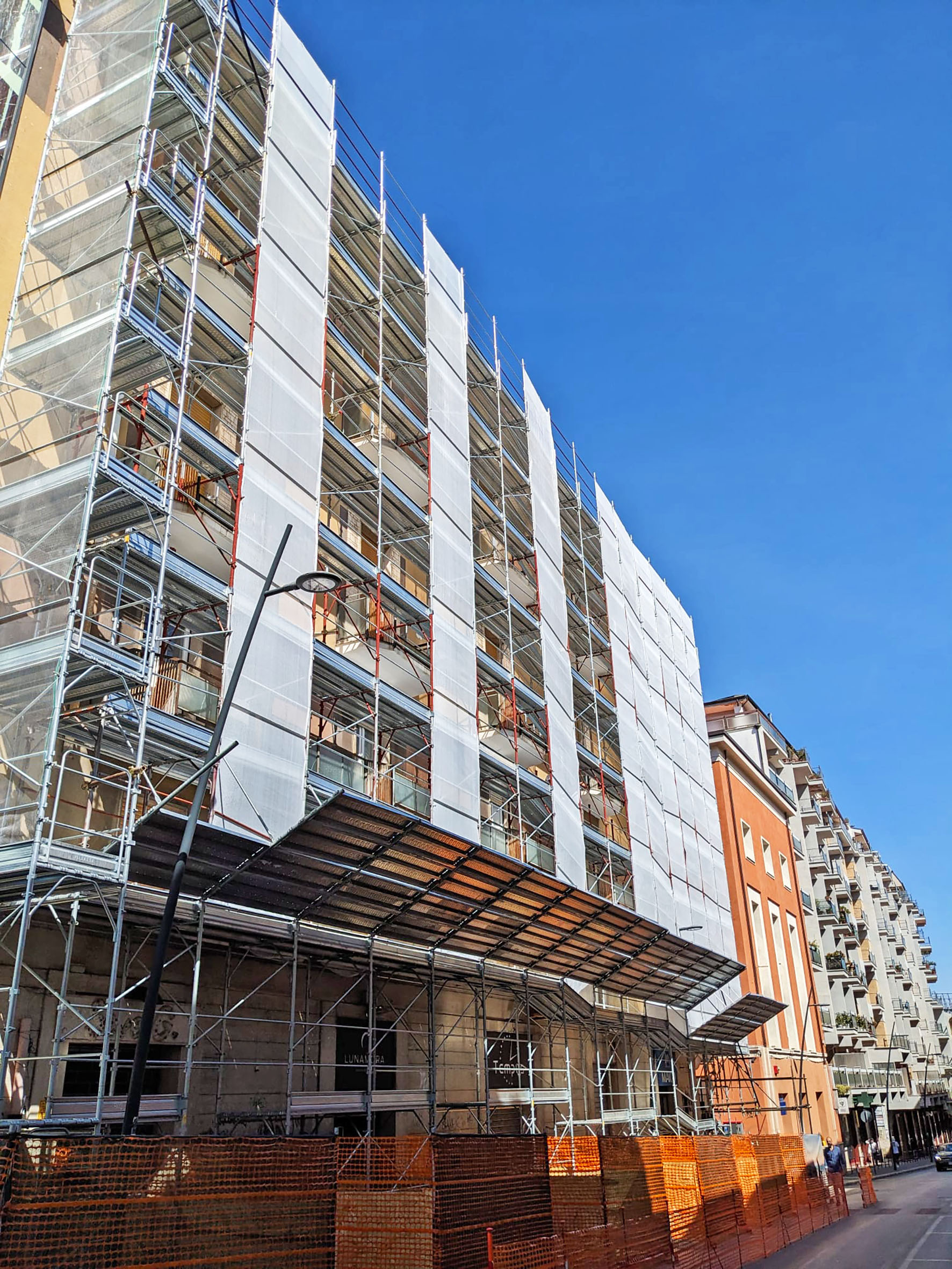 Ponteggio Rocket a Campobasso.jpg